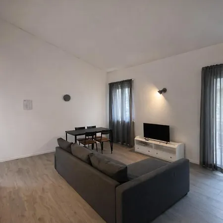 Dante Alighieri Apartament